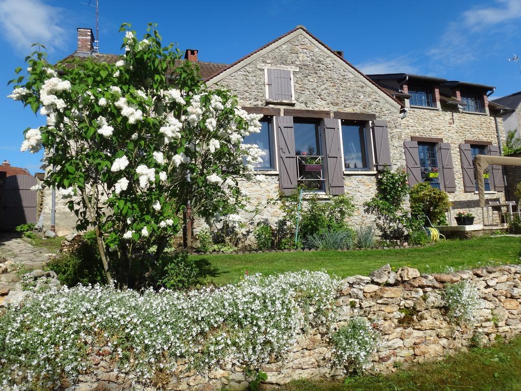 La Maison Du Fargis Hotel Auffargis Exterior photo